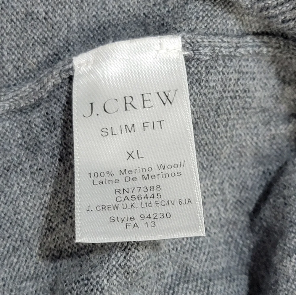 J. Crew Mens Slim Fit XL 100% Merino Wool Heather Metal V-Neck Sweater